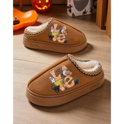Women's Halloween Fleece-Lined Slippers – Cozy Indoor House Shoes with Cartoon Pumpkin Print, Soft Anti-Slip Sole, Warm Fall Winter Style for Home and Holiday Gifts