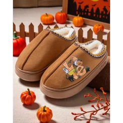 Women's Halloween Fleece-Lined Slippers – Cozy Indoor House Shoes with Cartoon Pumpkin Print, Soft Anti-Slip Sole, Warm Fall Winter Style for Home and Holiday Gifts