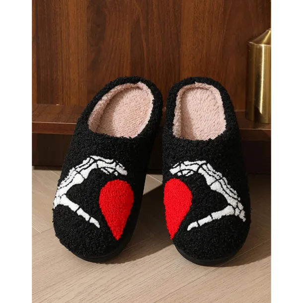Women's Halloween Horror Face Plush Slippers – Cozy Furry Indoor Shoes with Spooky Ghost Design for Winter Comfort