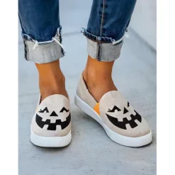 Women's Halloween Pumpkin Slip-On Shoes - Comfortable Canvas Sneakers with Jack-O'-Lantern Print, Perfect for Casual Wear and Halloween Parties