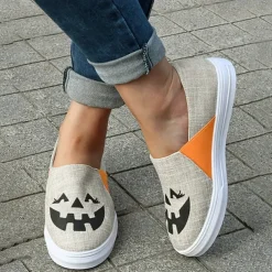 Women's Halloween Pumpkin Slip-On Shoes - Comfortable Canvas Sneakers with Jack-O'-Lantern Print, Perfect for Casual Wear and Halloween Parties