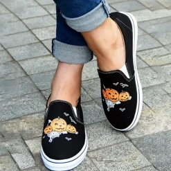 Women's Halloween Pumpkin Slip-On Shoes - Comfortable Canvas Sneakers with Jack-O'-Lantern Print, Perfect for Casual Wear and Halloween Parties