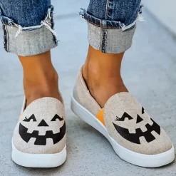 Women's Halloween Pumpkin Slip-On Shoes - Comfortable Canvas Sneakers with Jack-O'-Lantern Print, Perfect for Casual Wear and Halloween Parties
