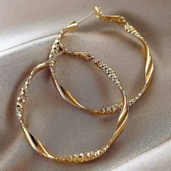 Women's Hoop Earrings Geometrical Precious Romantic Fashion Vintage French Sweet Earrings Jewelry Gold For Party Gift Holiday Promise Festival 1 Pair