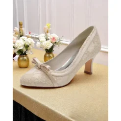Women's Ivory Lace Kitten Heel Pumps with Bow – 1920s Vintage Flapper Bridal Wedding Shoes for Brides, Formal Events, and Garden Ceremonies