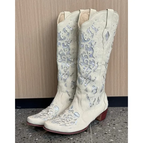 Women's Mid Calf Boots Vintage-Style White Western Cowboy Boots with Embroidery and Rhinestone Accents for Festivals and Everyday Wear