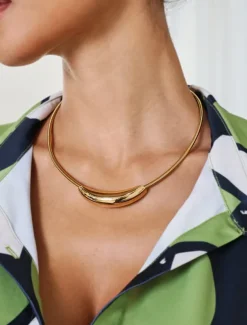 Women's Minimalist Gold-Tone Collar Necklace in Stainless Steel with Gold PVD Plating