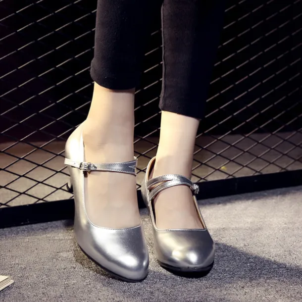 Women's Modern Dance Shoes Prom Ballroom Dance Square Dance Plus Size Heel Cuban Heel Buckle Adults' Dark Red Black White