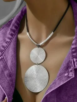 Women's necklace Elegant Street Geometry Necklaces