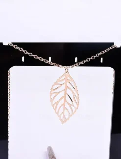 Women's Necklace 1PC Leaf Pendant Metal Alloy Long Necklace Chic Leaf Shaped Chain Jewelry Necklaces (Silver Gold, One Size)