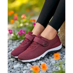 Women's Outdoor Sports Hiking Shoes, Breathable Flyknit Material and Lightweight, Ideal for Hiking, Camping and Outdoor Activities