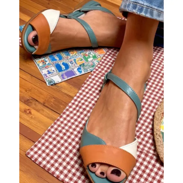 Women's Pastel Colorblock Flat Sandals – Cute Slingback Summer Shoes in Pink, Blue, and White for Daily Wear and Vacation Outfits