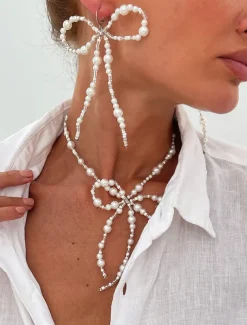 Women's Pearl Bow Necklace and Drop Earrings Set - Elegant Statement Jewelry for Fashion Parties and Cocktail Events