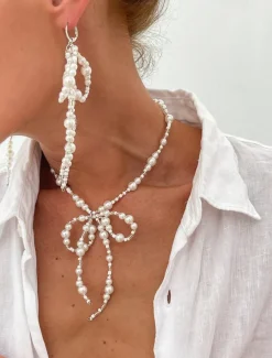 Women's Pearl Bow Necklace and Drop Earrings Set - Elegant Statement Jewelry for Fashion Parties and Cocktail Events