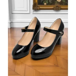 Women's 1950s Lilac Mary Jane Pumps - Glossy Chunky Heel Dress Shoes with Adjustable Strap for Retro-Inspired Outfits, Tea Parties, and Office Wear