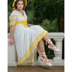 Women's 1930s Retro Style Satin Ballet Flats with Ribbon Ankle Straps – Elegant Vintage Wedding Shoes for Brides and Dancers