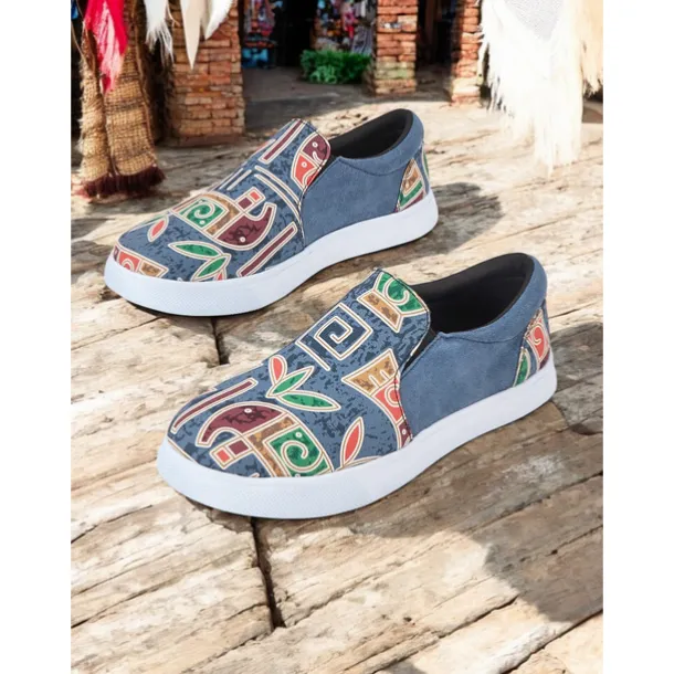 Women's Slip-On Tribal Print Canvas Sneakers – Comfortable Street Style Casual Shoes for Walking, Shopping & Festivals
