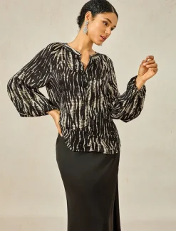 Women's Spotted Print Chiffon Shirt Lantern Sleeve Notched Collar Buttoned Blouse