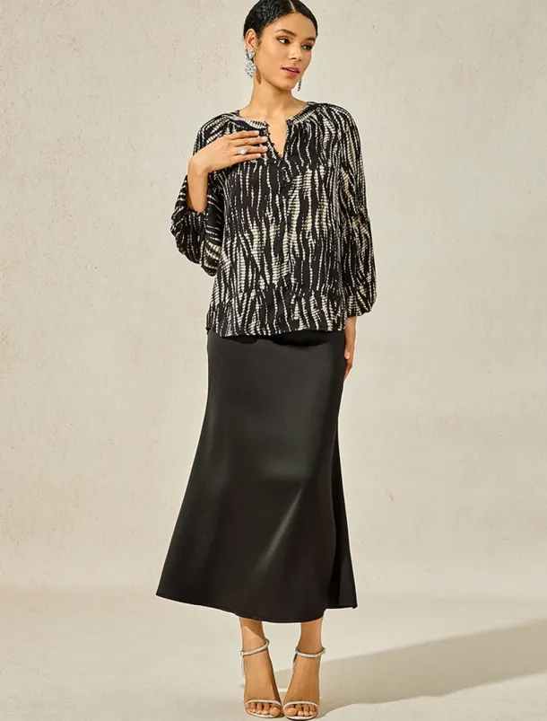 Women's Spotted Print Chiffon Shirt Lantern Sleeve Notched Collar Buttoned Blouse