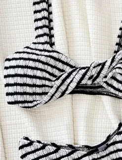 Women's Swimwear Bikini 2 Piece Cheeky Swimsuit Backless Slim Vacation Beach Wear Stripe V Neck Sleeveless Bathing Suits