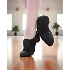 Women's Tan Leather Jazz Dance Shoes with Split Sole Design – Flexible Slip-On Footwear for Jazz Classes and Stage Performance