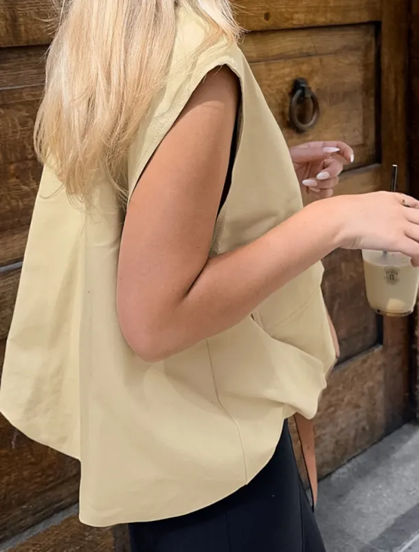 Women's Vest Comfortable Breathable Zipper Pocket Casual Plain Vacation Street Casual Daily Wear Zipper Short V Neck Regular Fit Sleeveless Outerwear Khaki Summer Spring