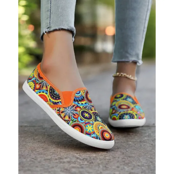 Women's Vibrant Mandala Print Slip-On Canvas Shoes – Casual and Comfortable Flats for Everyday Wear and Travel