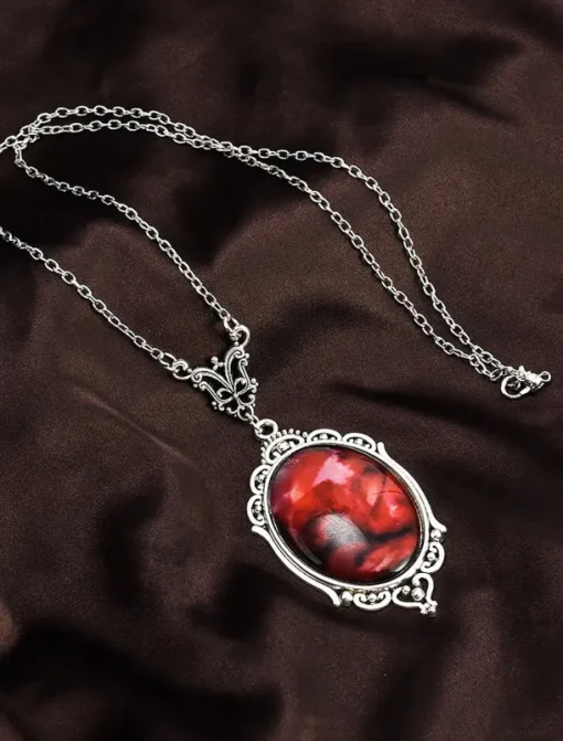 Women's Vintage Red Gemstone Pendant Necklace – Elegant Antique Design for Formal Events and Daily Wear