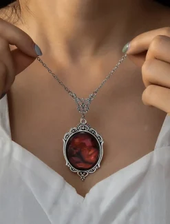 Women's Vintage Red Gemstone Pendant Necklace – Elegant Antique Design for Formal Events and Daily Wear