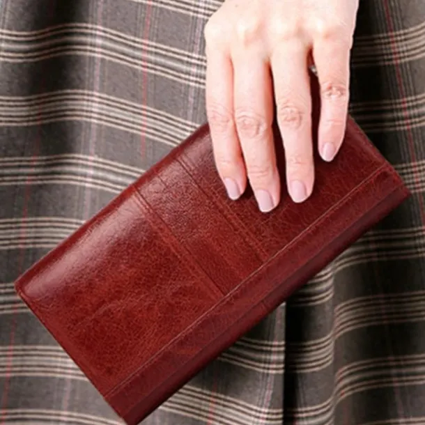 Women's Vintage Red Leather RFID-Blocking Wallet - Multi-Compartment Clutch with Card Slots, Coin Pocket, and ID Window for Everyday and Travel Use