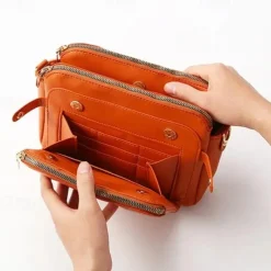 Women's Vintage Three-Layer Leather Crossbody Shoulder & Clutch Bag – Multi-Compartment Design for Casual, Work, and Travel Use