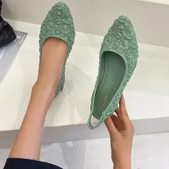 Women's Vintage-Style Floral Wedge Sandals – Comfortable Slip-On Shoes with 3D Rose Design for Casual Summer Outings