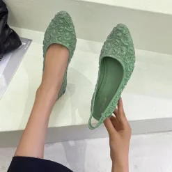 Women's Vintage-Style Floral Wedge Sandals – Comfortable Slip-On Shoes with 3D Rose Design for Casual Summer Outings