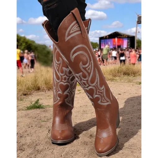 Women's Western Cowboy Boots with Embroidered Design – Stylish Brown Block Heel Boots for Music Festivals, Casual Wear & Outdoor Events
