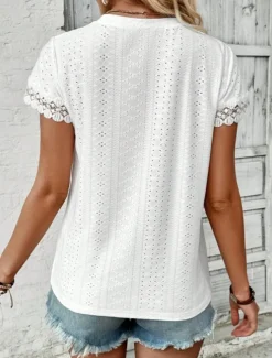 Women's White Elegant Lace Tops Eyelet Blouse Fashion Plain Regular Tops Short Sleeve Crew Neck Lace Regular Fit Vacation Daily Romantic Petite Tops Summer Holiday Wear White Summer