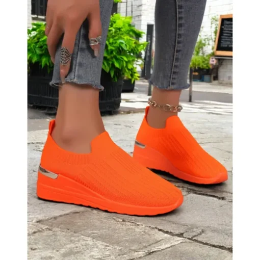 Women's White Knit Slip-On Sneakers – Modern & Comfortable Style for Active Women in Outdoor Walks, Gym Sessions & Casual City Explorations