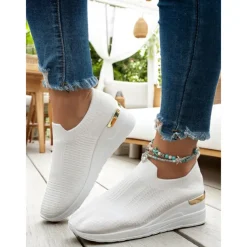 Women's White Knit Slip-On Sneakers – Modern & Comfortable Style for Active Women in Outdoor Walks, Gym Sessions & Casual City Explorations