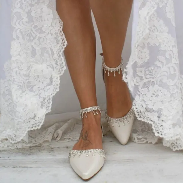 Women's White Wedding Flats – Elegant Bridal Shoes with Rhinestone Ankle Straps for Brides and Formal Events