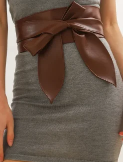 Women's Wide Red Faux Leather Obi Belt – Elegant Waist Cincher with Tie Knot Design for Dresses and Outerwear