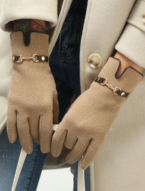 Women's Winter Gloves with Elegant Metal Accent - Warm and Stylish Wool-Blend Design for Cold Weather