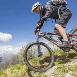 WOSAWE Men's Mountain Bike Shorts with Removable 5D Padded Underwear Cycling MTB Shorts Summer Polyester Bike Padded Shorts MTB Shorts Bottoms with Zip Pockets Breathable Quick Dry Waterproof